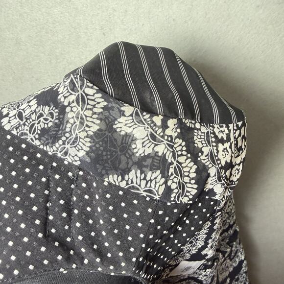 Cabi Polka Dot Jacket Black White Stretch 3/4 Sleeve Jacket Blazer Size 8 - Picture 8 of 9